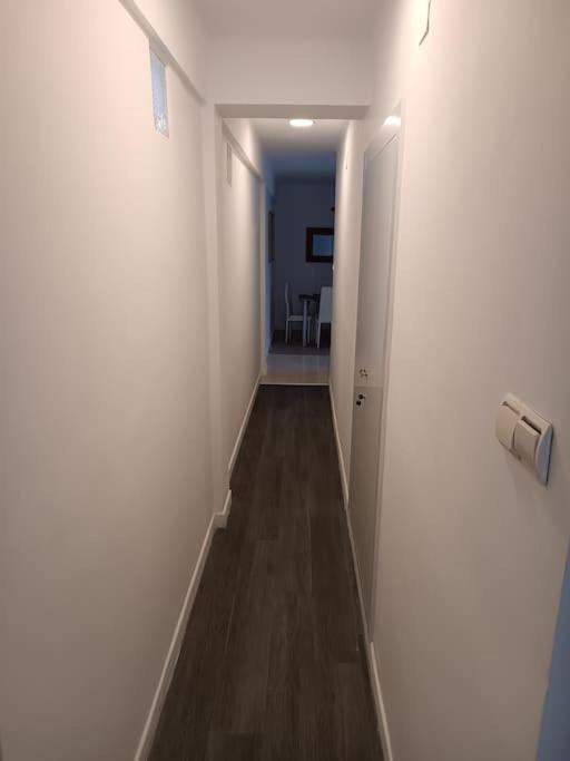 Estupendo Piso Renovado A 30 Metros De La Playa Apartment Almería Exterior photo